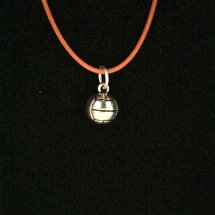 Volleybal aan oranje ketting armband