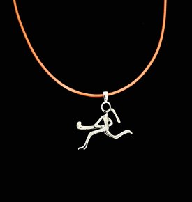 Hockeygirl aan oranje ketting armband