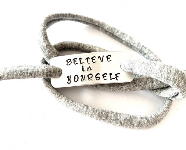 Bestel de BELIEVE IN YOURSELF armband